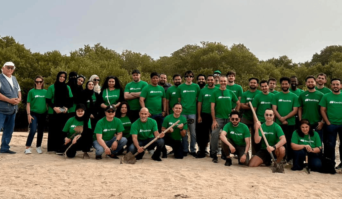 Iberdrola Innovation Middle East Plants More Than 50 Mangrove Trees in Partnership with Mubadara